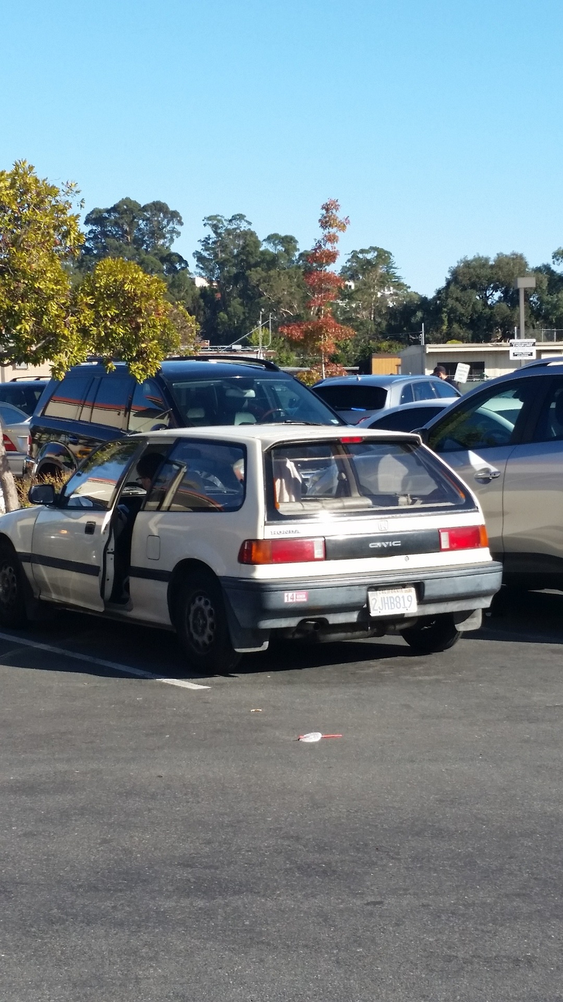 Clean old lady Civic hatch, unmolested, brown interior